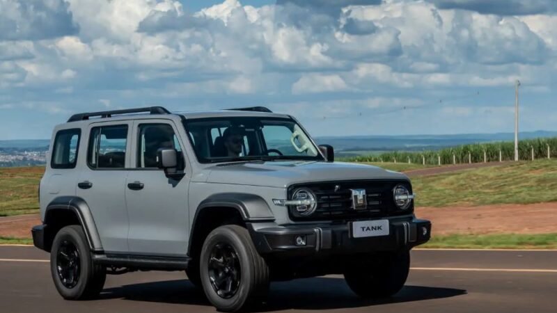 Tank 300, da GWM, terá versão híbrida plug-in flex