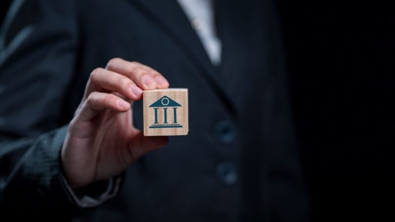 Justiça adota novo sistema para bloquear contas bancárias de devedores em até duas horas