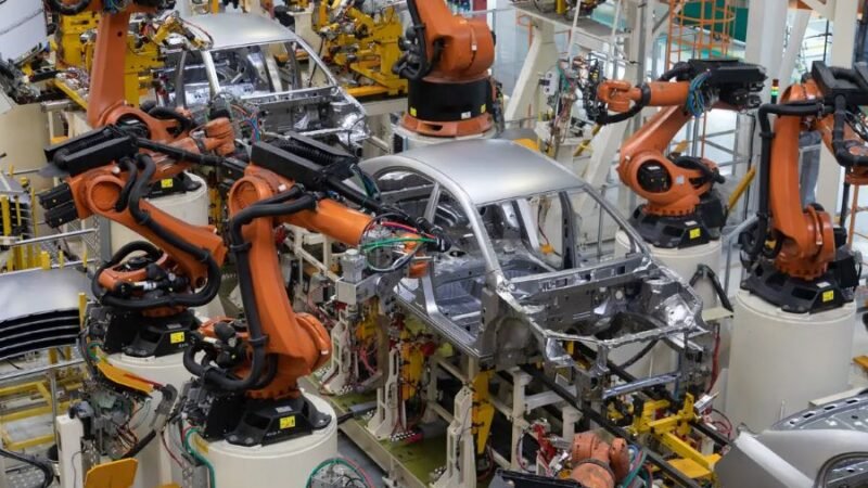 Produção de veículos é a maior em sete anos, mas crescimento se deve a modelos SKD e CKD