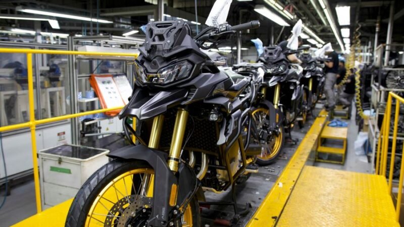 Voge inicia produção em Manaus e prepara ofensiva com motos e scooters premium no Brasil