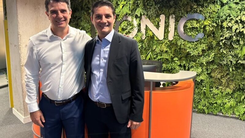 Iconic amplia acesso aos lubrificantes especiais DuPont Molykote no Brasil