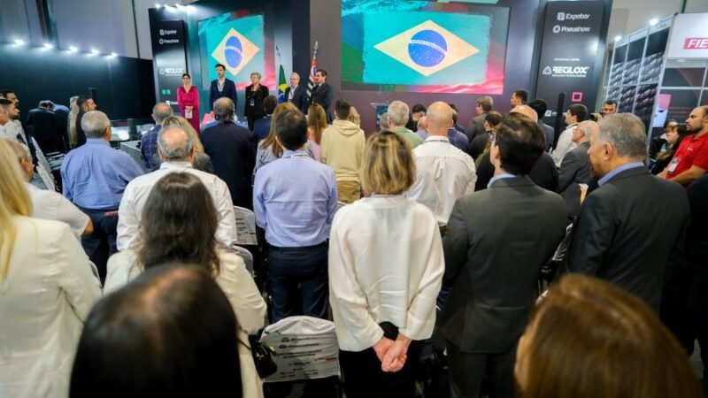 Expobor Brasil premia empresas e profissionais que transformam a indústria da borracha