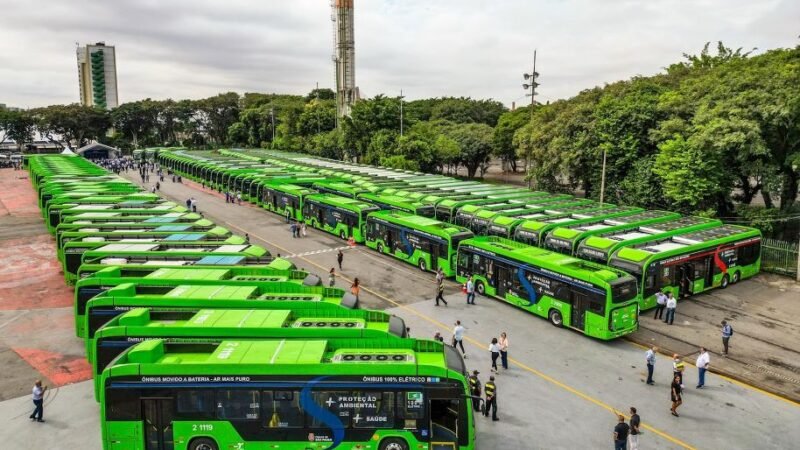 Brasil amplia presença dos ônibus elétricos e acelera transição para frotas mais limpas