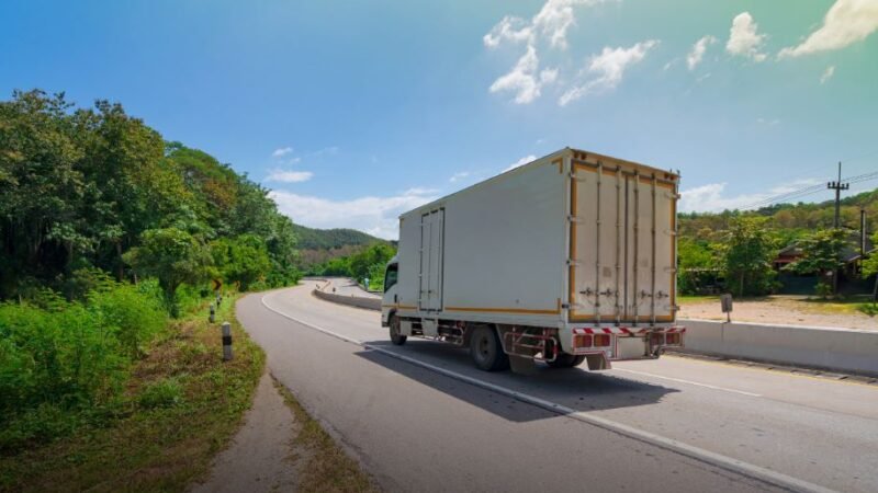Aprovação ambiental de caminhões em São Paulo atinge 98,3%