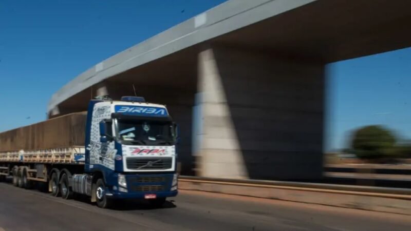 Na contramão dos novos, mercado de caminhões usados dispara no país