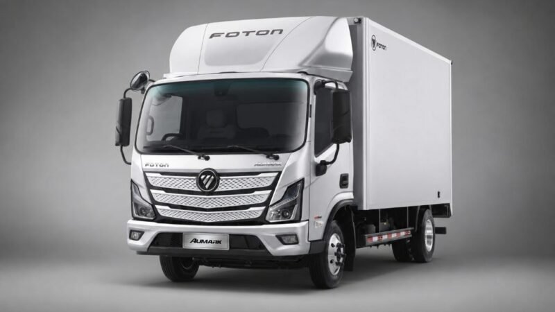 Foton apresenta linha 2027 de caminhões Aumark S715 e S916