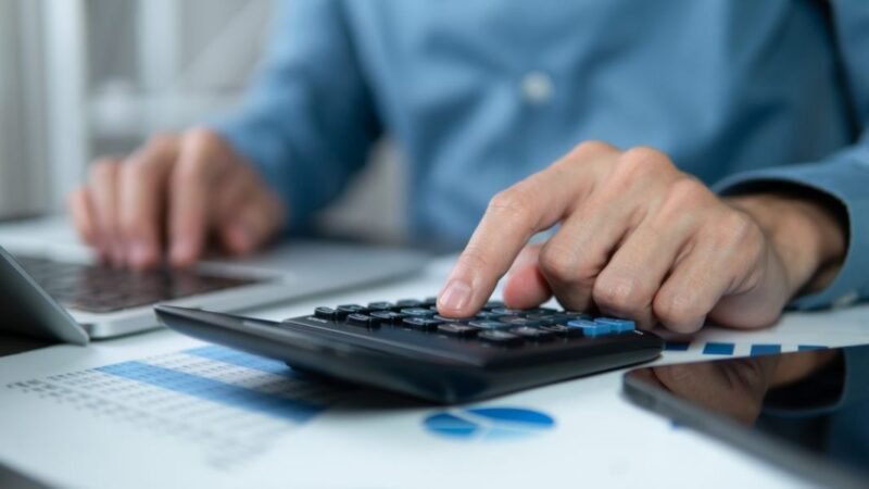 Gestão financeira pode mitigar riscos e antecipar problemas no varejo