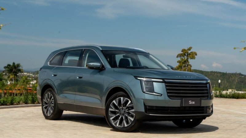 Jetour amplia sua linha família com o SUV de sete lugares S08
