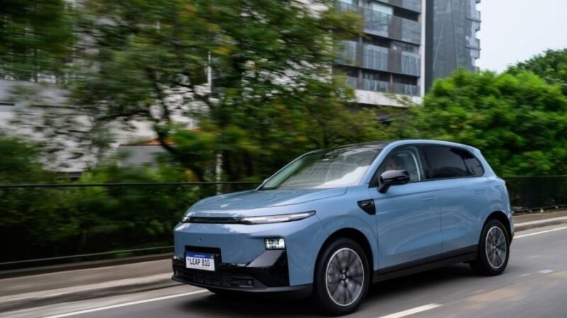 Leapmotor B10 Ultra-Híbrido chega às concessionárias de todo o Brasil