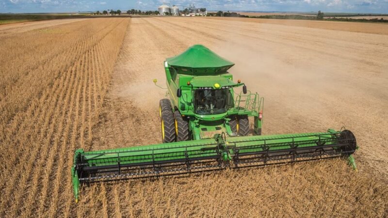 Importações de máquinas agrícolas crescem 42% e vendas caem 15,8%