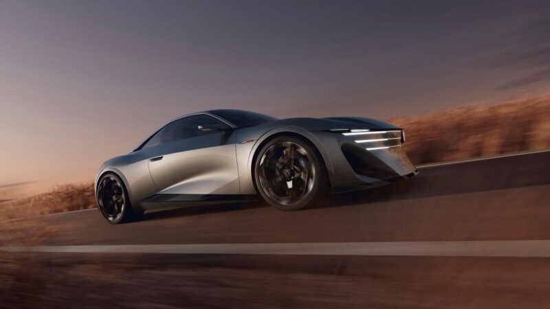 Peugeot RCZ Vision e E-T16 Concept antecipam o futuro do design e tecnologia da marca